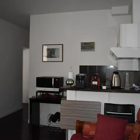 Simplistic 1 Bedroom In 17th Apartment