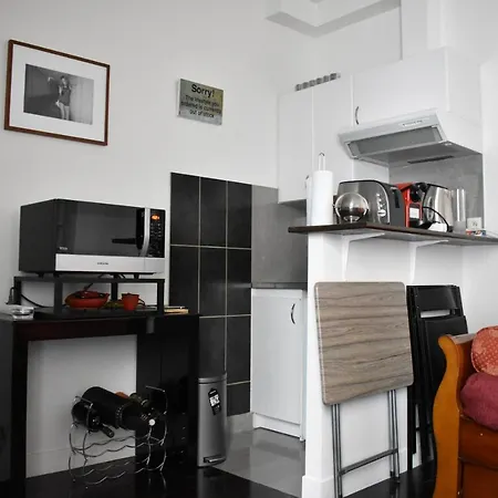 Apartment Simplistic 1 Bedroom In 17th *